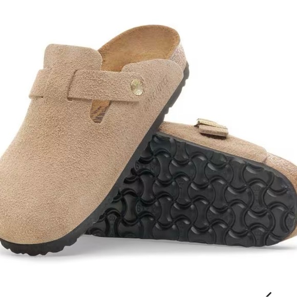 New Birkenstock Classic Suede Clogs with Buckle size 40 $179 - Picture 5 of 7